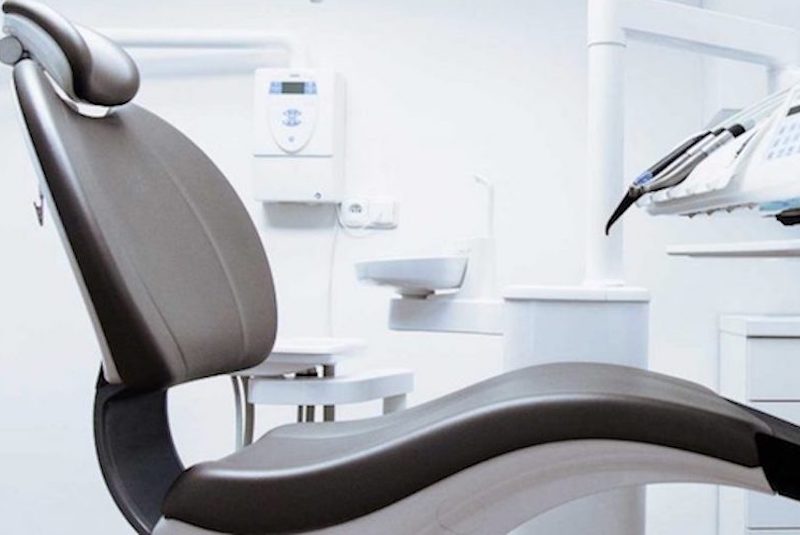ECPD Dentist Chair | Dentist Downtown Calgary | Eau Claire Park Dental